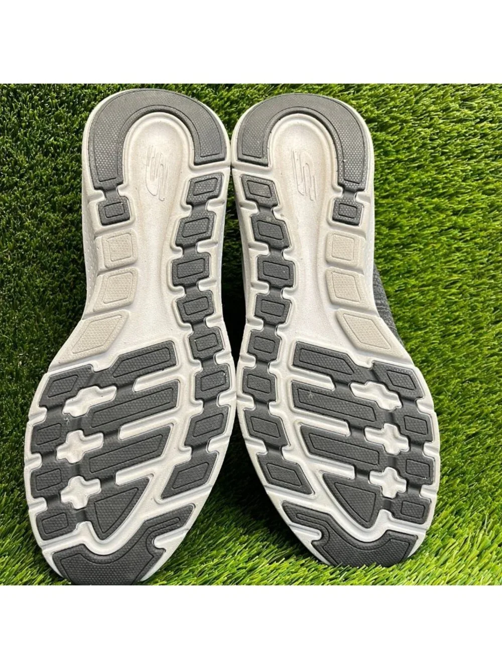Skechers Arch Fit 2.0 Upperhand Mens Size 13 Black Running Walking Shoes Sneaker